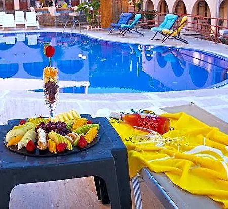 Oscar Seaside & Ξενοδοχείο 4*
